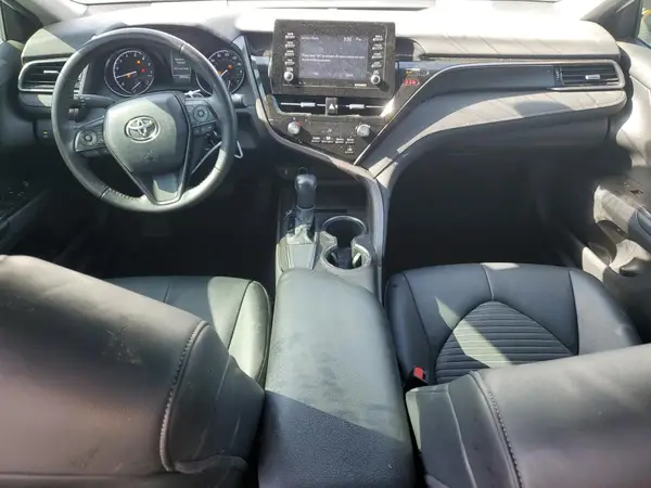 4T1G11AK5MU614876 2021 TOYOTA CAMRY - Image 8