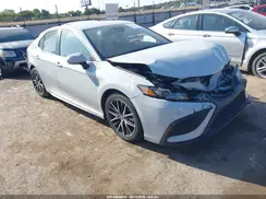 4T1G11AK5NU015803 2022 TOYOTA CAMRY