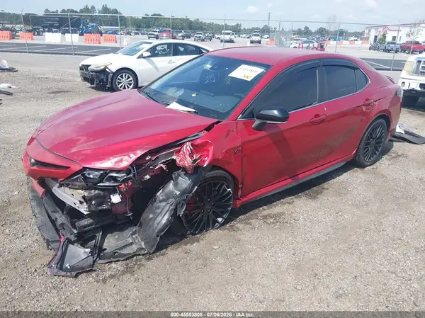 4T1G11AK5NU024422 2022 TOYOTA CAMRY - Image 2