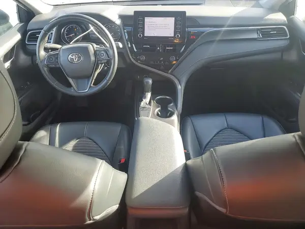 4T1G11AK5NU028096 2022 TOYOTA CAMRY - Image 8