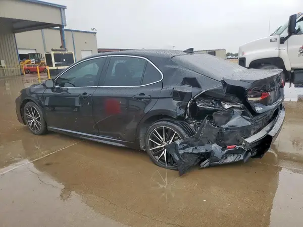 4T1G11AK5NU041107 2022 TOYOTA CAMRY - Image 2