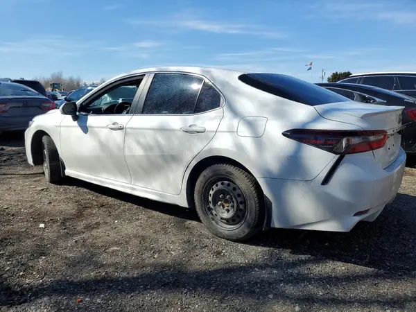 4T1G11AK5NU044542 2022 TOYOTA CAMRY - Image 2