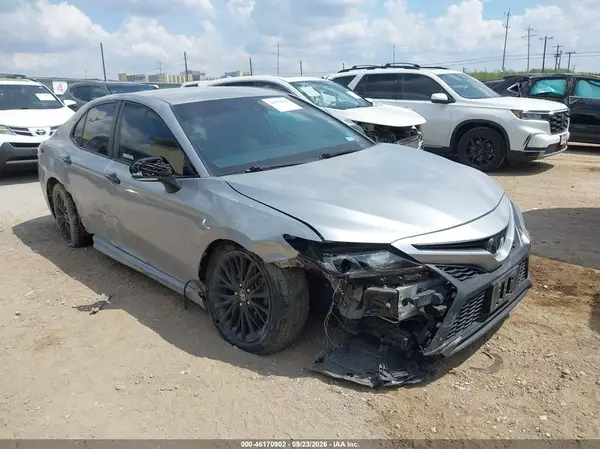 4T1G11AK5NU067755 2022 TOYOTA CAMRY - Image 1