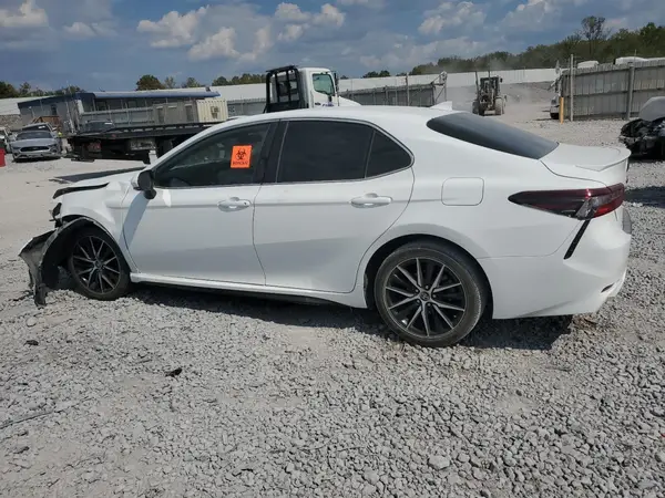 4T1G11AK5NU622008 2022 TOYOTA CAMRY - Image 2