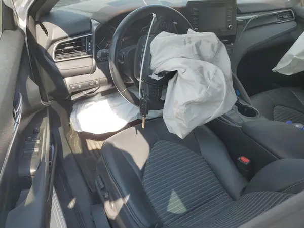 4T1G11AK5NU622008 2022 TOYOTA CAMRY - Image 8