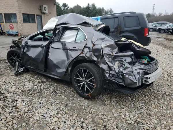 4T1G11AK5NU625765 2022 TOYOTA CAMRY - Image 2