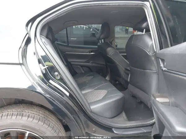 4T1G11AK5NU628892 2022 TOYOTA CAMRY - Image 8