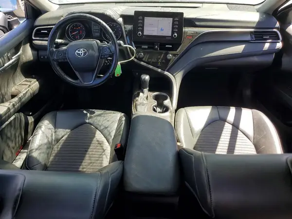 4T1G11AK5NU629668 2022 TOYOTA CAMRY - Image 8