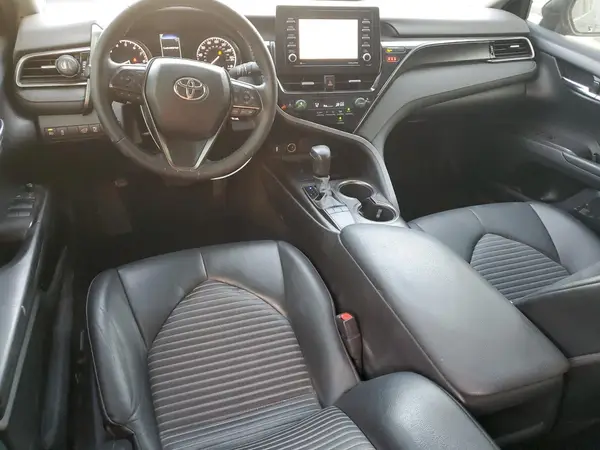 4T1G11AK5NU631324 2022 TOYOTA CAMRY - Image 8