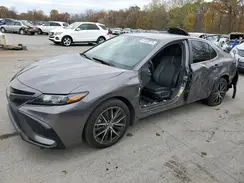 4T1G11AK5NU635941 2022 TOYOTA CAMRY