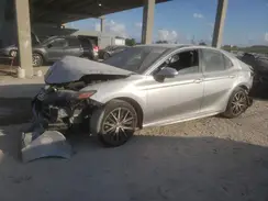4T1G11AK5NU653033 2022 TOYOTA CAMRY
