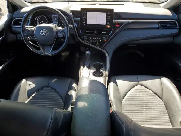 4T1G11AK5NU656112 2022 TOYOTA CAMRY - Image 8