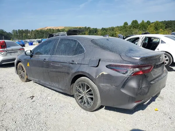 4T1G11AK5NU656241 2022 TOYOTA CAMRY - Image 2