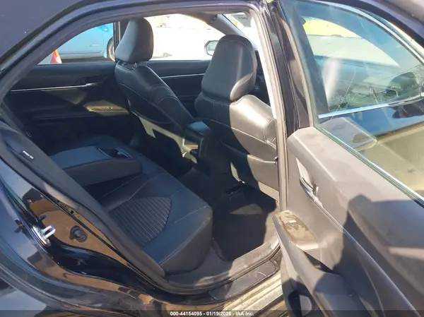 4T1G11AK5NU661729 2022 TOYOTA CAMRY - Image 8