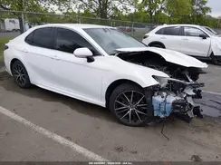 4T1G11AK5NU663335 2022 TOYOTA CAMRY