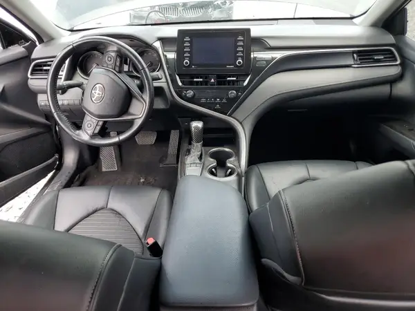 4T1G11AK5NU666686 2022 TOYOTA CAMRY - Image 8
