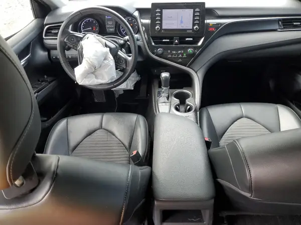4T1G11AK5NU666929 2022 TOYOTA CAMRY - Image 8