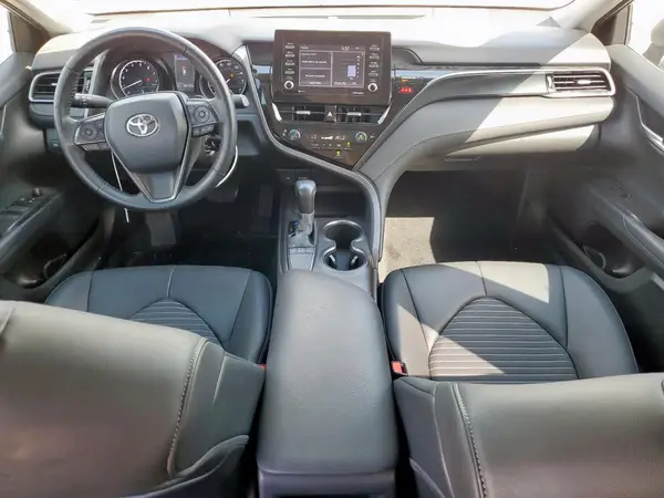 4T1G11AK5NU669622 2022 TOYOTA CAMRY - Image 8