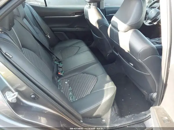 4T1G11AK5NU676490 2022 TOYOTA CAMRY - Image 8
