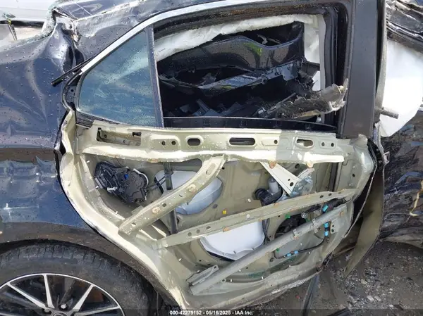 4T1G11AK5NU680670 2022 TOYOTA CAMRY - Image 8