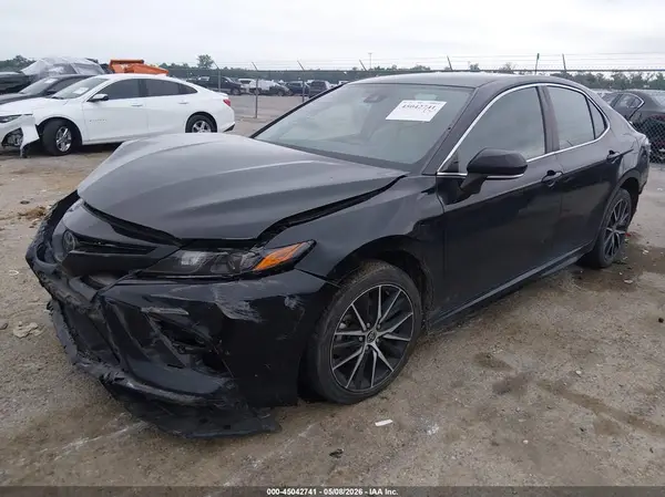 4T1G11AK5NU681723 2022 TOYOTA CAMRY - Image 2