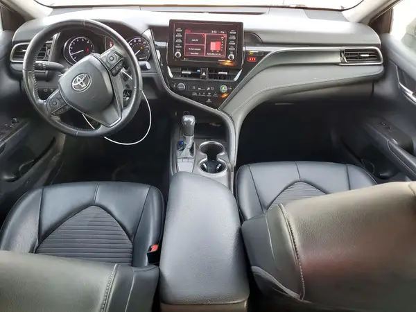 4T1G11AK5NU687702 2022 TOYOTA CAMRY - Image 8