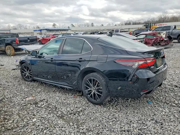 4T1G11AK5NU690177 2022 TOYOTA CAMRY - Image 2