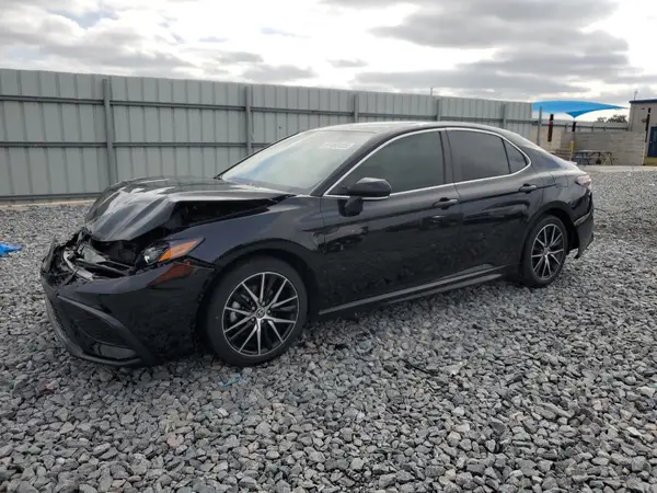 4T1G11AK5NU690230 2022 TOYOTA CAMRY - Image 1