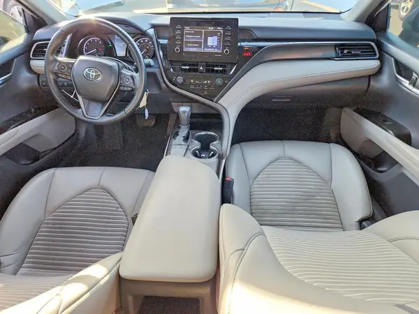 4T1G11AK5NU699560 2022 TOYOTA CAMRY - Image 8