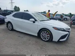 4T1G11AK5NU700500 2022 TOYOTA CAMRY