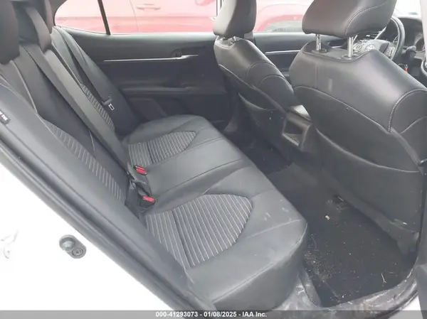 4T1G11AK5NU702120 2022 TOYOTA CAMRY - Image 8