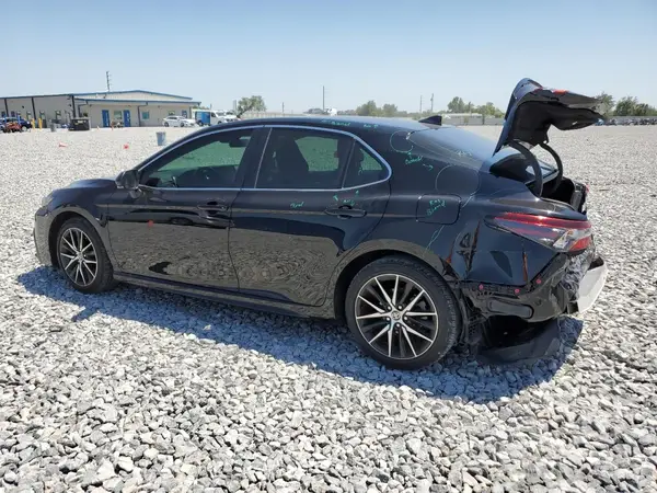4T1G11AK5NU708757 2022 TOYOTA CAMRY - Image 2