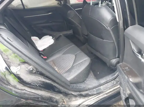 4T1G11AK5NU713294 2022 TOYOTA CAMRY - Image 8