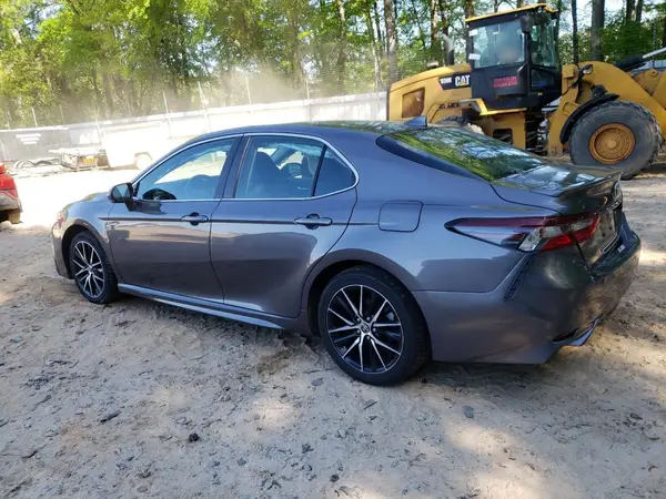 4T1G11AK5NU715918 2022 TOYOTA CAMRY - Image 2