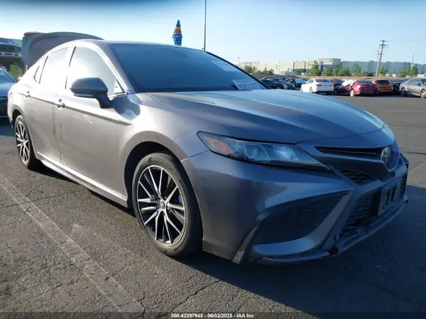 4T1G11AK5PU102412 2023 TOYOTA CAMRY - Image 1