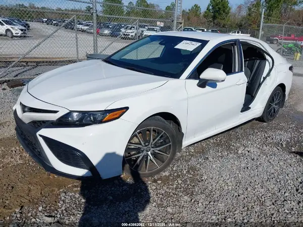 4T1G11AK5PU117220 2023 TOYOTA CAMRY - Image 2