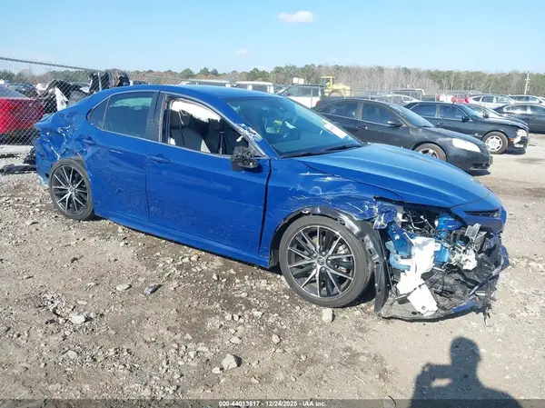 4T1G11AK5PU117458 2023 TOYOTA CAMRY - Image 1