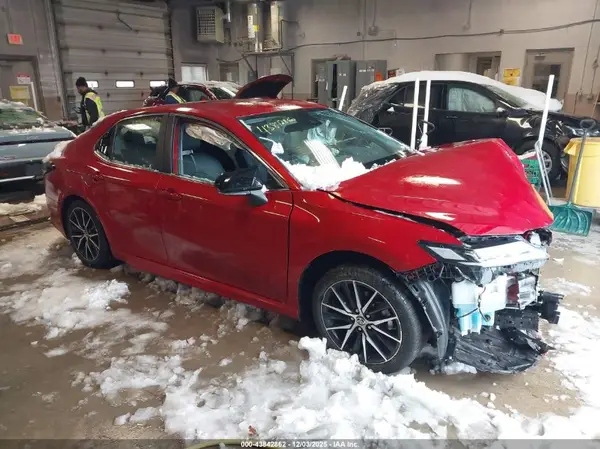 4T1G11AK5PU140450 2023 TOYOTA CAMRY - Image 1