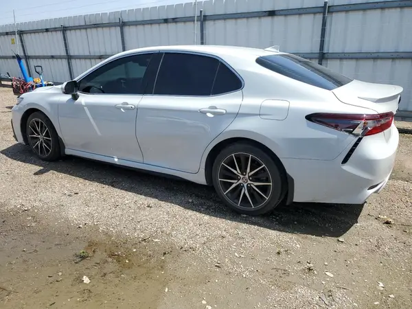 4T1G11AK5PU157569 2023 TOYOTA CAMRY - Image 2