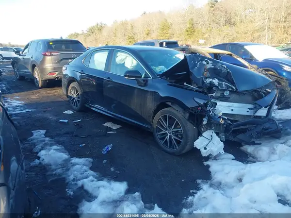 4T1G11AK5PU157622 2023 TOYOTA CAMRY - Image 1