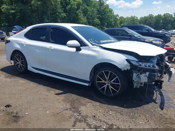 4T1G11AK5PU159662 2023 TOYOTA CAMRY - Image 1