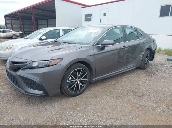 4T1G11AK5PU188420 2023 TOYOTA CAMRY - Image 2