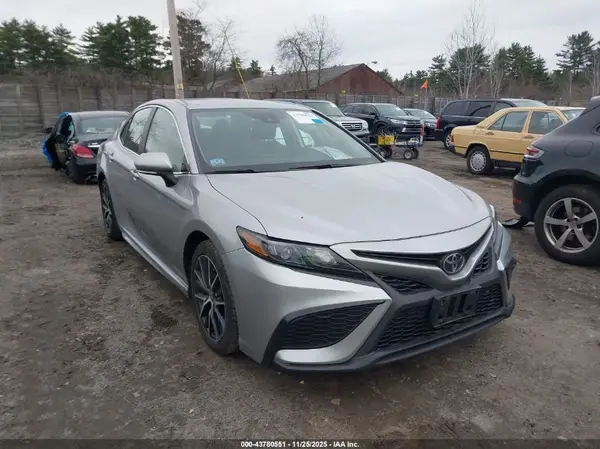 4T1G11AK5PU728302 2023 TOYOTA CAMRY - Image 1