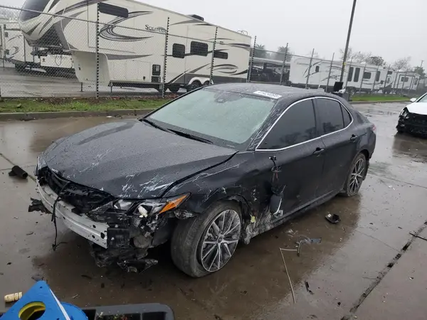 4T1G11AK5PU733239 2023 TOYOTA CAMRY - Image 1