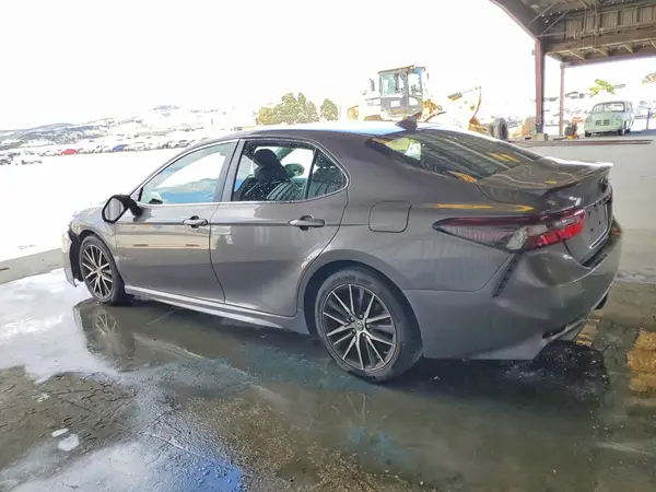 4T1G11AK5PU733533 2023 TOYOTA CAMRY - Image 2