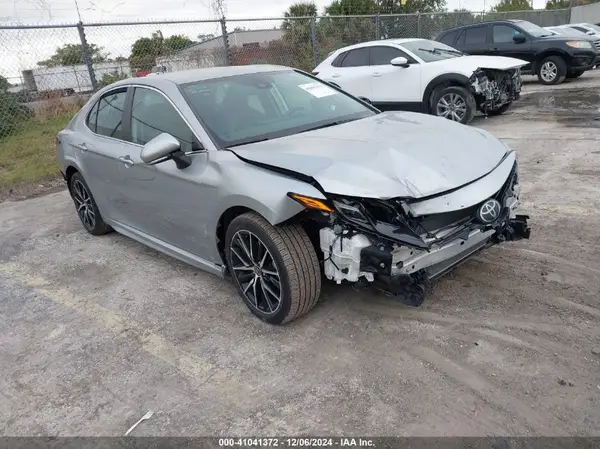 4T1G11AK5PU735914 2023 TOYOTA CAMRY - Image 1
