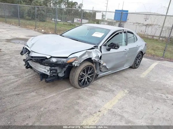 4T1G11AK5PU735914 2023 TOYOTA CAMRY - Image 2