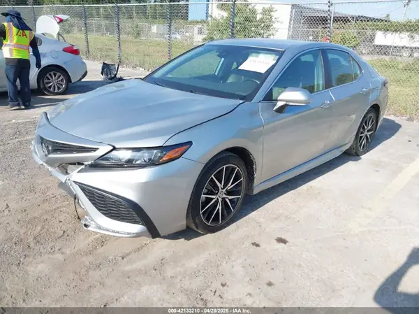 4T1G11AK5PU750719 2023 TOYOTA CAMRY - Image 2