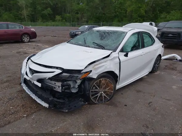 4T1G11AK5PU750980 2023 TOYOTA CAMRY - Image 2