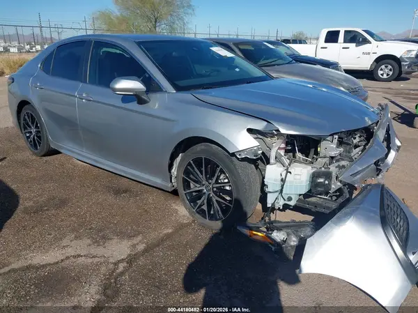 4T1G11AK5PU756164 2023 TOYOTA CAMRY - Image 1